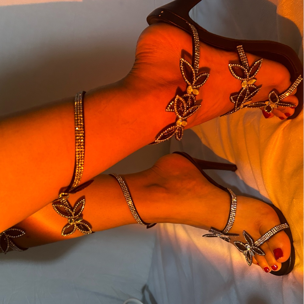 “ Wild Diva ” black butterfly heels - Picture 6 of 12